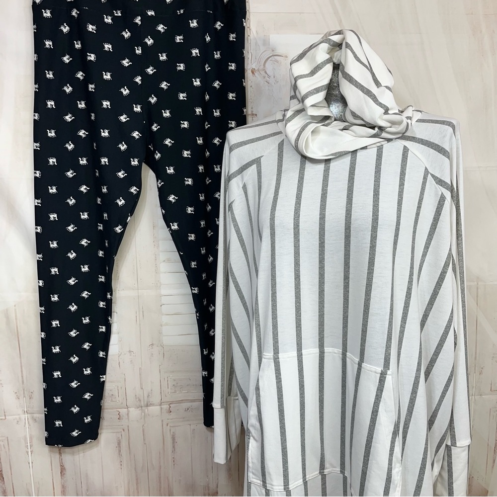 LuLaRoe 3XL Amber hoodie with TC2 unicorn leggings